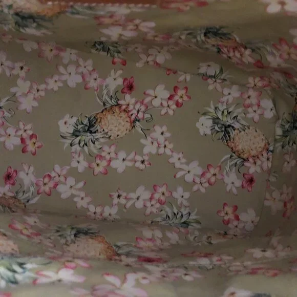 Tommy Bahama Maize Tote Bag NWT - Picture 10 of 12